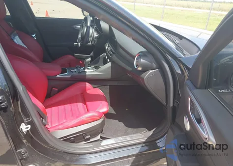 2024 Alfa Romeo Giulia Veloce Rwd из США, поврежденный, VIN ZARFAMBN9R7677677